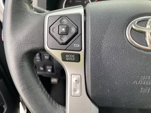 Used 2016 Toyota Tundra Limited image 28