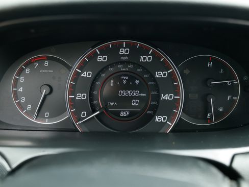 Used 2014 Honda Accord Sport image 31