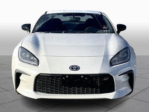 New 2026 Toyota GR86 Premium image 3