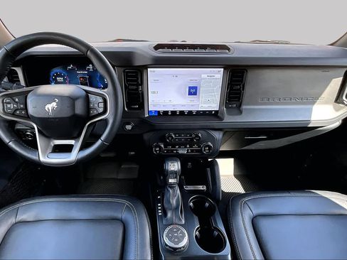 Used 2025 Ford Bronco Badlands AWD/4WD image 16