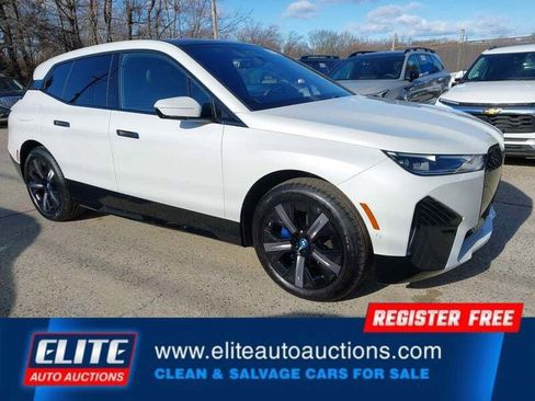 Used 2025 BMW iX xDrive50 image 1