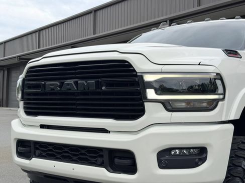 Used 2022 RAM 2500 Laramie AWD/4WD image 11