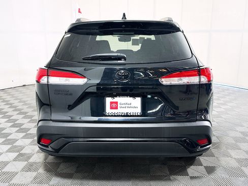 Used 2024 Toyota Corolla Cross AWD Hybrid image 4