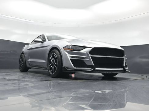 Used 2020 Ford Mustang Coupe RWD image 38