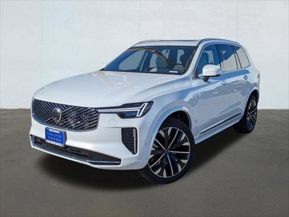 New 2026 Volvo XC90 B6 Plus w/ Protection Package Premier