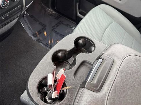 Used 2018 RAM 1500 Classic SLT image 16