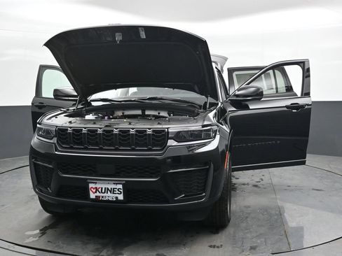 New 2026 Jeep Grand Cherokee L 4WD image 51