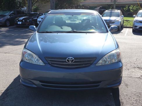 Used 2003 Toyota Camry LE FWD image 2
