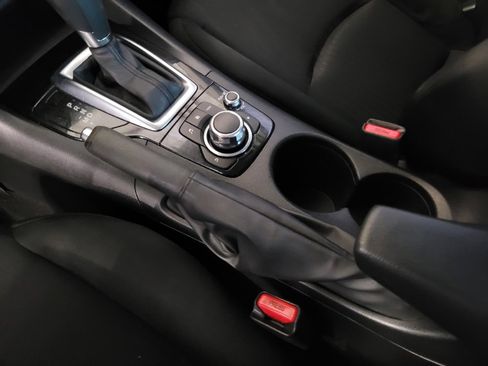 Used 2015 MAZDA MAZDA3 i Sport FWD image 26