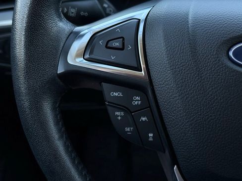 Used 2021 Ford Edge SEL w/ Convenience Package image 28