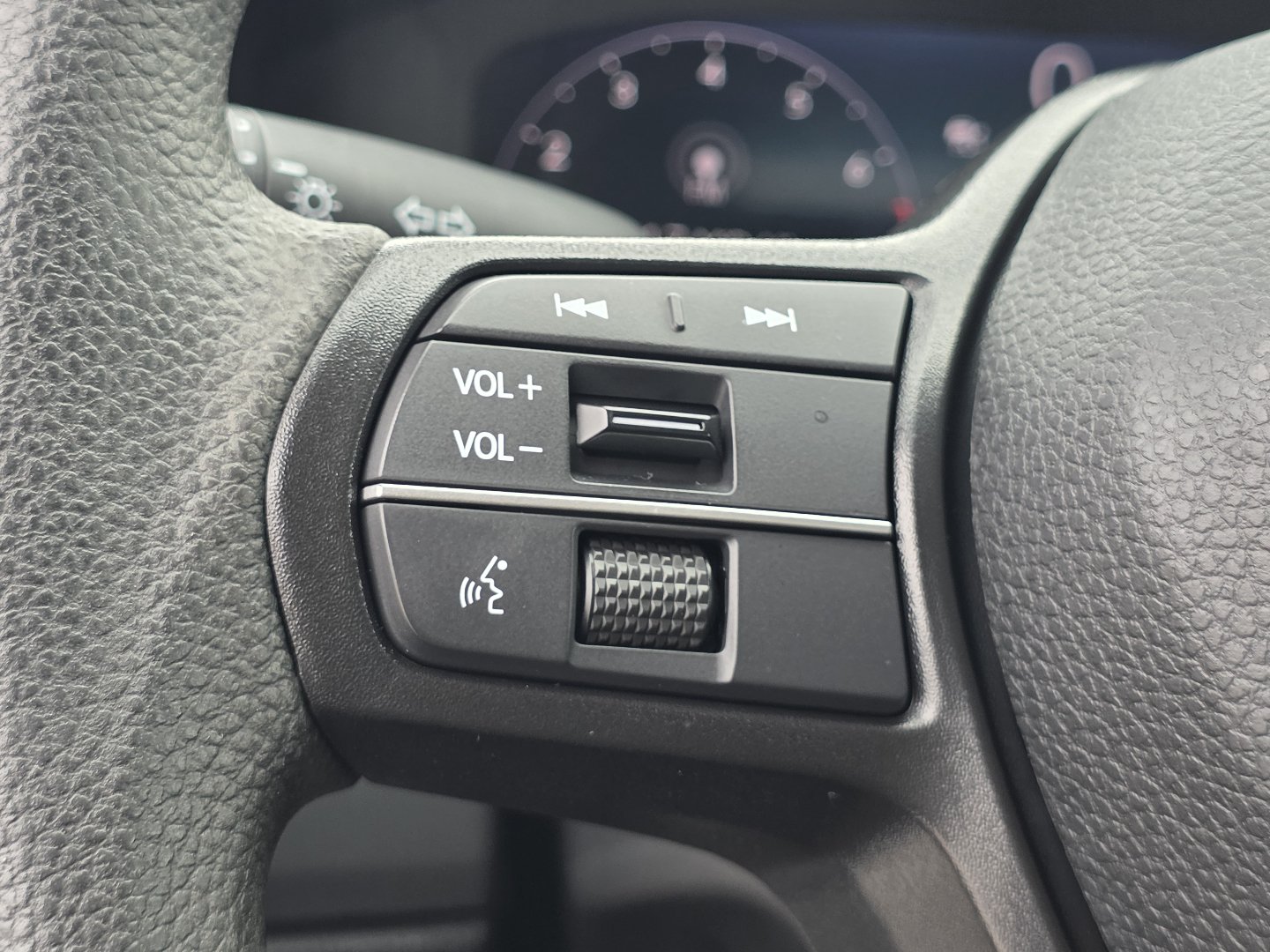 Certified 2024 Honda Accord LX image 30