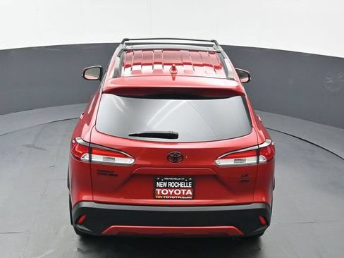 Certified 2022 Toyota Corolla Cross LE w/ Moonroof Package AWD/4WD image 42