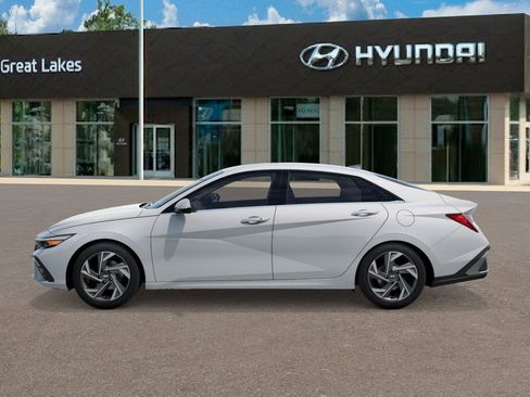 New 2026 Hyundai Elantra Limited w/ Cargo Package image 3