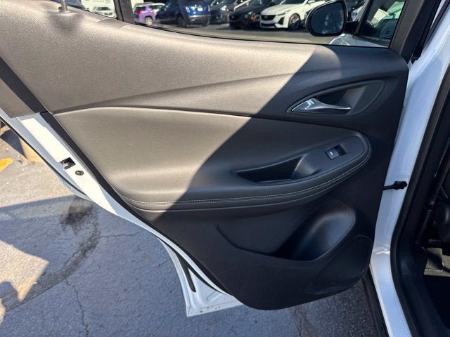 Used 2024 Buick Encore GX Preferred FWD image 17