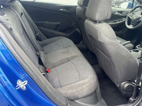 Certified 2018 Chevrolet Cruze LT w/ Convenience Package FWD image 25