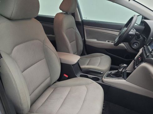 Used 2017 Hyundai Elantra SE FWD image 21