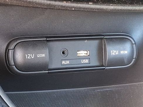 Used 2016 Kia Soul + w/ Audio Package FWD image 25