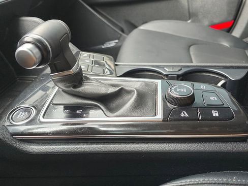 Used 2023 Kia Sportage SX image 30