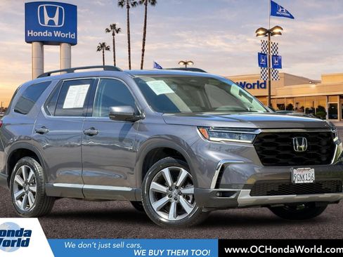 Certified 2023 Honda Pilot Touring image 1