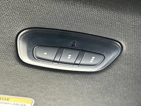 Used 2023 RAM 1500 Big Horn AWD/4WD image 32