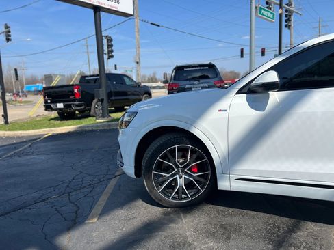 Used 2019 Audi Q8 Premium Plus image 7