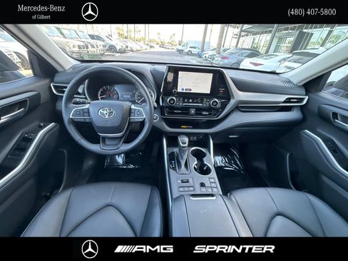Used 2026 Toyota Highlander XLE AWD/4WD image 26