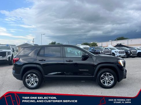 New 2027 GMC Terrain Elevation FWD image 8
