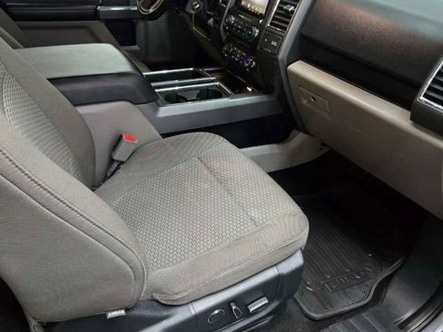 Used 2015 Ford F150 XLT w/ Equipment Group 302A Luxury image 43