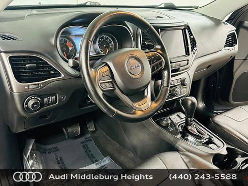Used 2020 Jeep Cherokee Limited AWD/4WD image 12