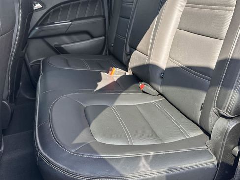 Used 2021 GMC Canyon Denali image 13