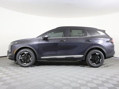 New 2026 Kia Sportage EX w/ EX Panorama Roof Package image 6