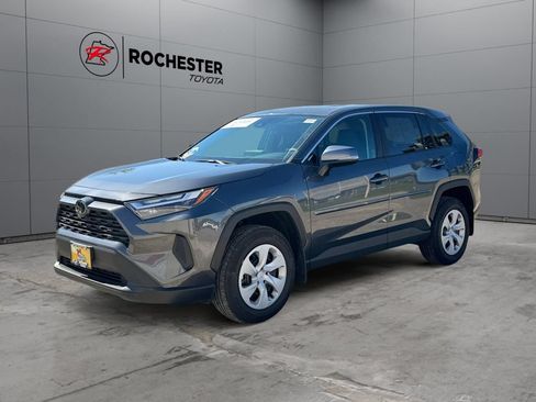 Certified 2024 Toyota RAV4 LE AWD/4WD image 7
