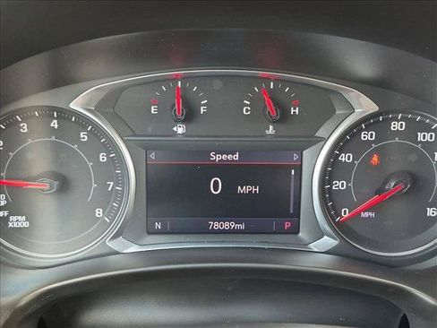 Used 2022 GMC Terrain SLT FWD image 11