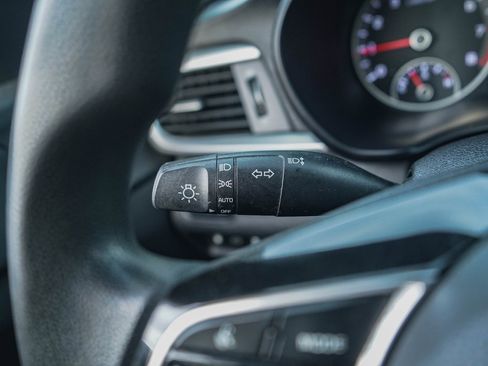 Used 2020 Kia Optima LX image 17