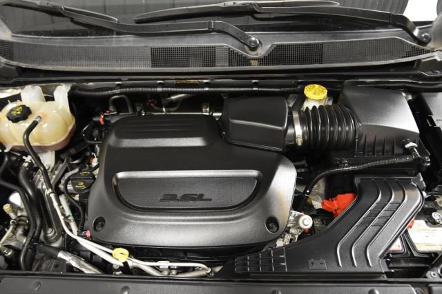 Used 2023 Chrysler Voyager LX FWD image 39