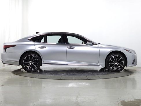Certified 2023 Lexus LS 500 AWD w/ Luxury Package image 10