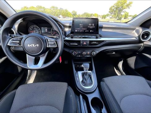 Used 2024 Kia Forte LXS FWD image 12