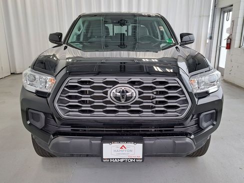 Used 2023 Toyota Tacoma SR image 3