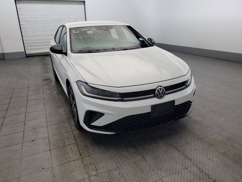 Used 2025 Volkswagen Jetta Sport FWD image 14