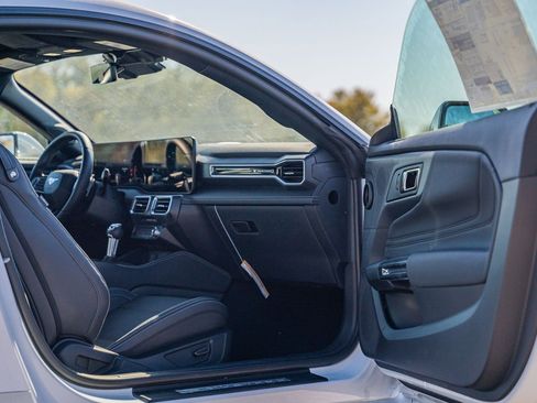 New 2025 Ford Mustang GT Premium w/ GT Performance Package image 13