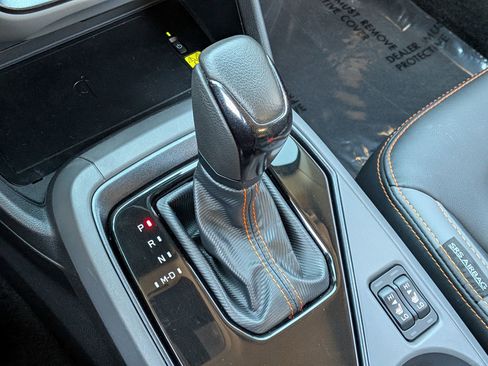 Certified 2025 Subaru Crosstrek 2.5i Limited w/ Crosstrek Mirror Package image 23