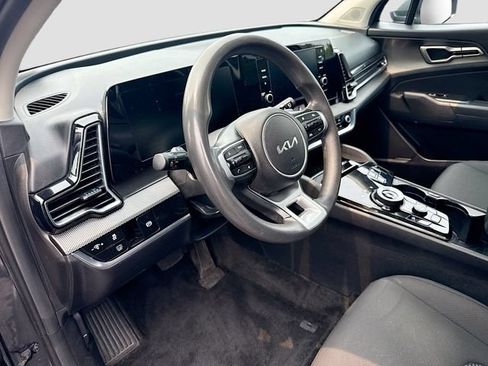 Used 2023 Kia Sportage LX AWD/4WD image 13