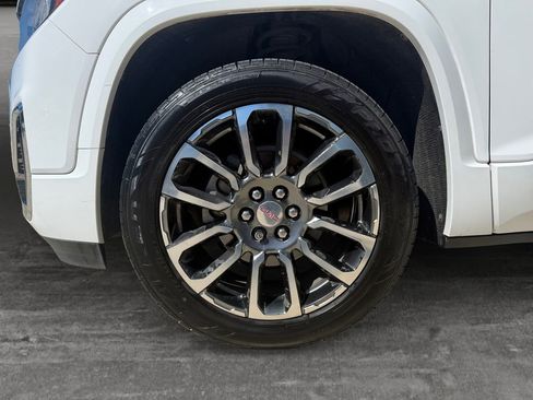 Used 2020 GMC Acadia Denali w/ Trailering Package AWD/4WD image 9