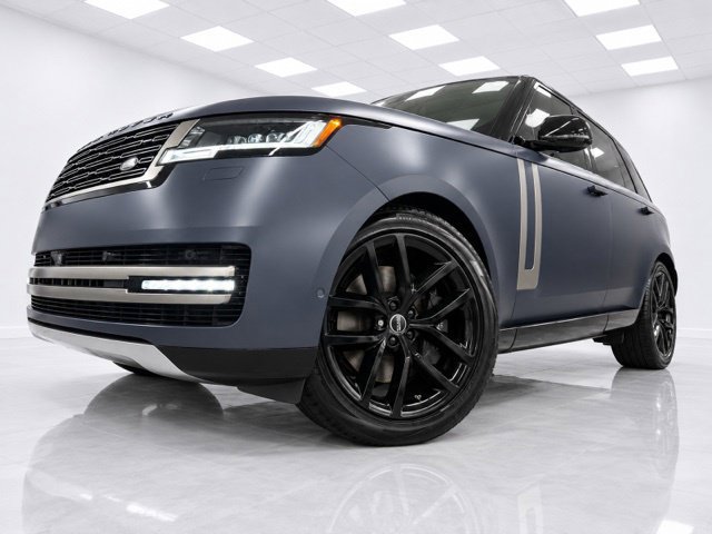 Used 2024 Land Rover Range Rover SE AWD/4WD image 13