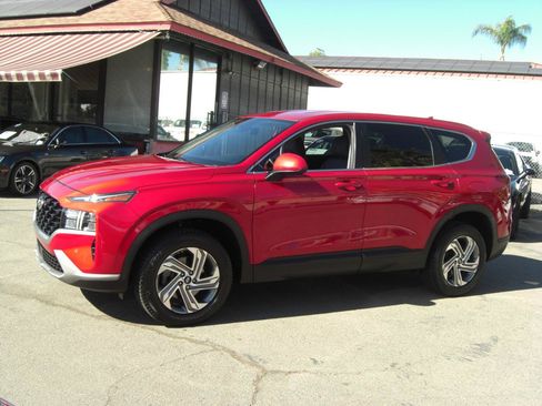 Used 2021 Hyundai Santa Fe SE AWD/4WD image 3