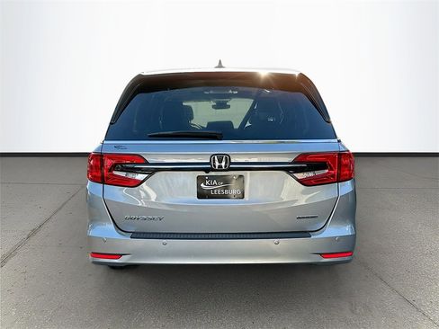 Used 2024 Honda Odyssey Touring image 6