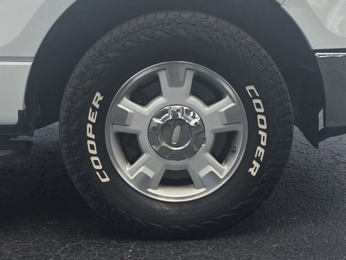 Used 2010 Ford F150 XLT RWD image 34