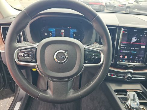 Used 2023 Volvo XC60 B5 Ultimate w/ Climate Package AWD/4WD image 8