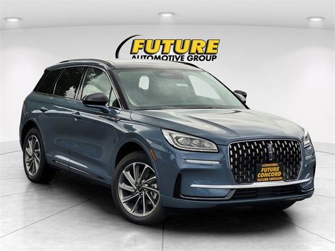 New 2025 Lincoln Corsair Grand Touring image 1