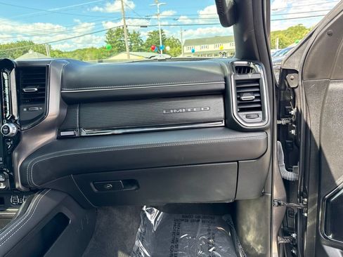 Used 2023 RAM 1500 Limited AWD/4WD image 30